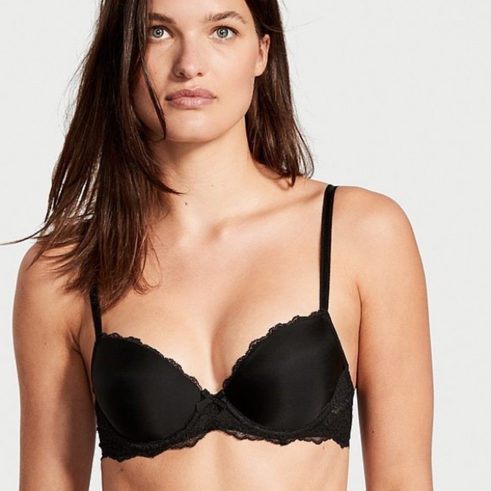 Victorias Secret Womens Dream Angels Smooth & Lace Lightly Lined Demi Bra Black